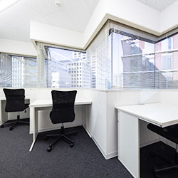 THE BLOOM AKASAKA 3名部屋